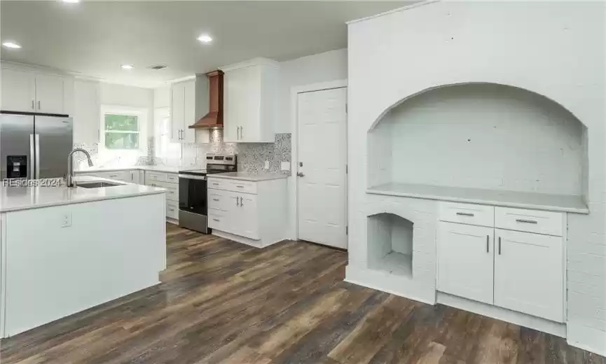 Port Royal, South Carolina 29935, 3 Bedrooms Bedrooms, ,2 BathroomsBathrooms,Residential,For Sale,442071