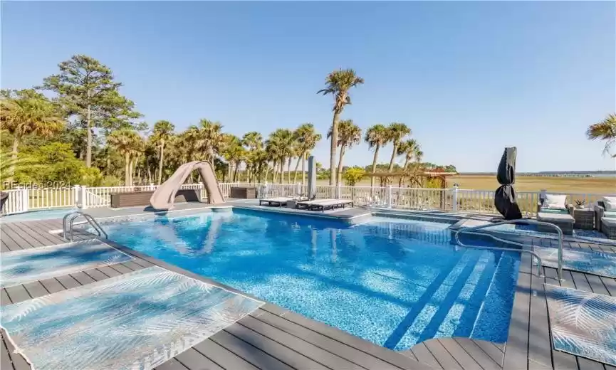 Bluffton, South Carolina 29910, 3 Bedrooms Bedrooms, ,2 BathroomsBathrooms,Residential,For Sale,442320