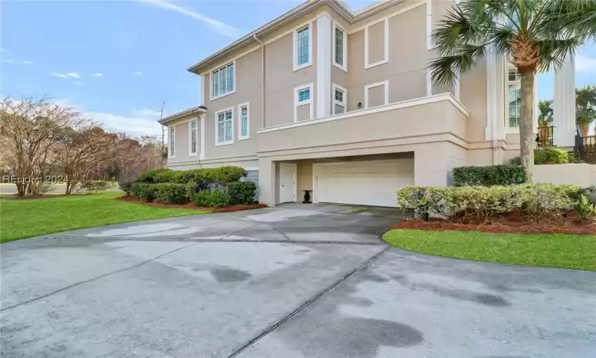 Hilton Head Island, South Carolina 29928, 4 Bedrooms Bedrooms, ,5 BathroomsBathrooms,Residential,For Sale,442364