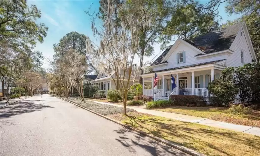 Beaufort, South Carolina 29907, 4 Bedrooms Bedrooms, ,3 BathroomsBathrooms,Residential,For Sale,442363