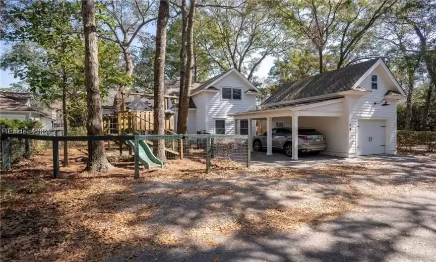 Beaufort, South Carolina 29907, 4 Bedrooms Bedrooms, ,3 BathroomsBathrooms,Residential,For Sale,442363