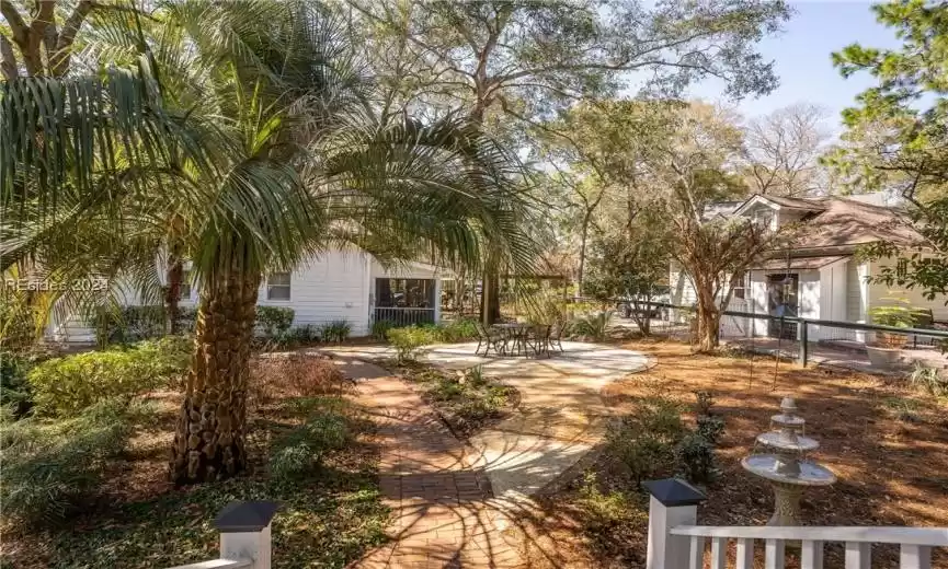 Beaufort, South Carolina 29907, 4 Bedrooms Bedrooms, ,3 BathroomsBathrooms,Residential,For Sale,442363