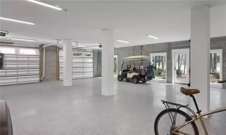 Hilton Head Island, South Carolina 29928, 5 Bedrooms Bedrooms, ,6 BathroomsBathrooms,Residential,For Sale,442274