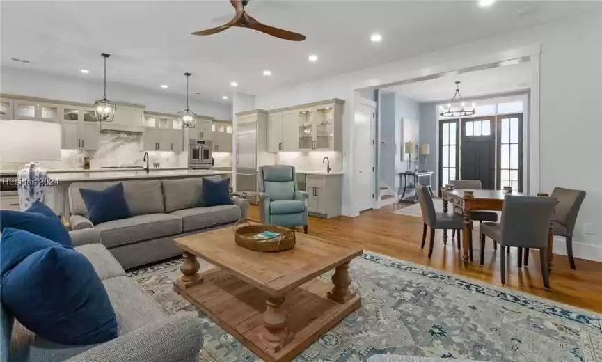 Hilton Head Island, South Carolina 29928, 5 Bedrooms Bedrooms, ,6 BathroomsBathrooms,Residential,For Sale,442274