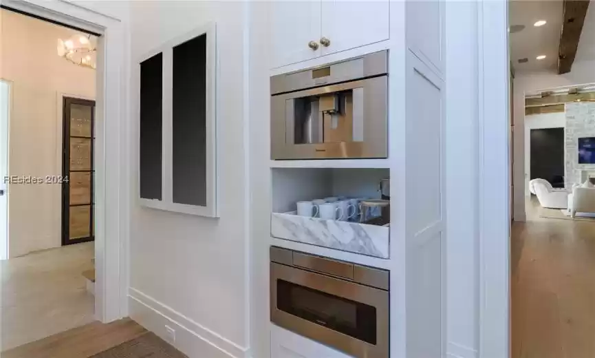 Bluffton, South Carolina 29910, 6 Bedrooms Bedrooms, ,6 BathroomsBathrooms,Residential,For Sale,441882