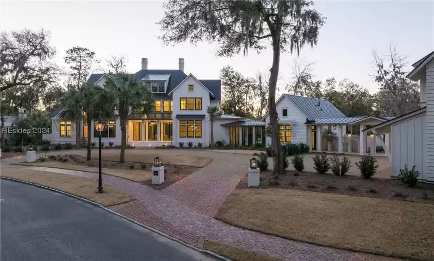 Bluffton, South Carolina 29910, 6 Bedrooms Bedrooms, ,6 BathroomsBathrooms,Residential,For Sale,441882