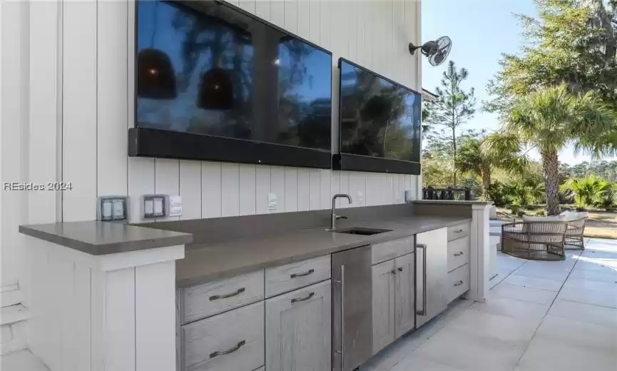 Bluffton, South Carolina 29910, 6 Bedrooms Bedrooms, ,6 BathroomsBathrooms,Residential,For Sale,441882