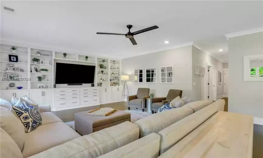 Bluffton, South Carolina 29910, 5 Bedrooms Bedrooms, ,4 BathroomsBathrooms,Residential,For Sale,442206