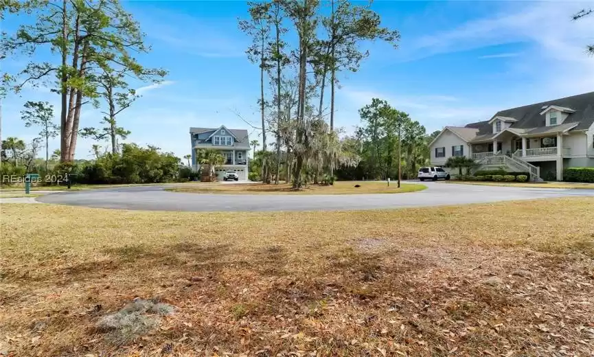 7 Silver Oak Circle - Oakview Neighborhood