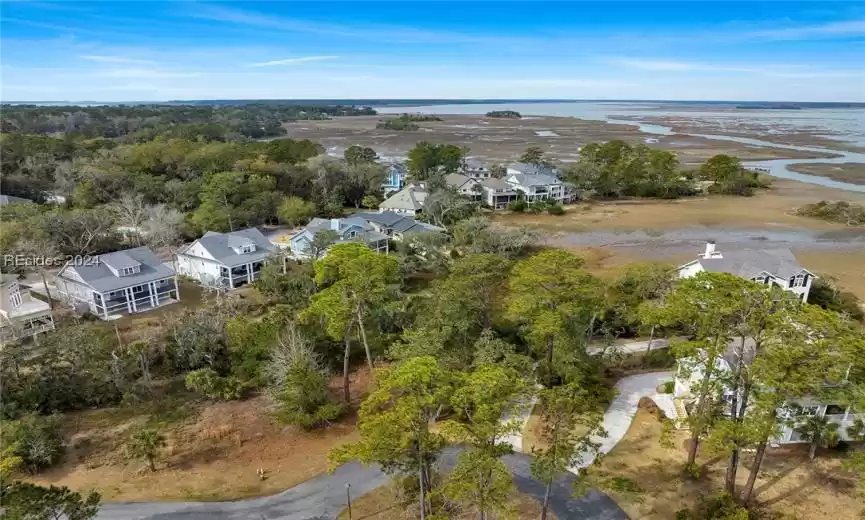 7 Silver Oak Circle - Oakview Neighborhood