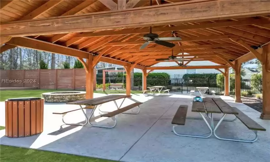 Bluffton, South Carolina 29910, 4 Bedrooms Bedrooms, ,3 BathroomsBathrooms,Residential,For Sale,442326