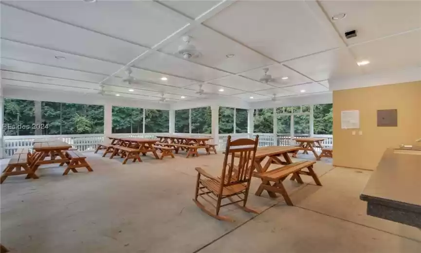 Bluffton, South Carolina 29910, 4 Bedrooms Bedrooms, ,3 BathroomsBathrooms,Residential,For Sale,442326