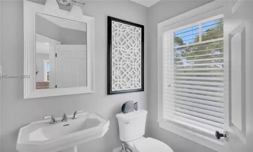 Hilton Head Island, South Carolina 29928, 7 Bedrooms Bedrooms, ,6 BathroomsBathrooms,Residential,For Sale,442158