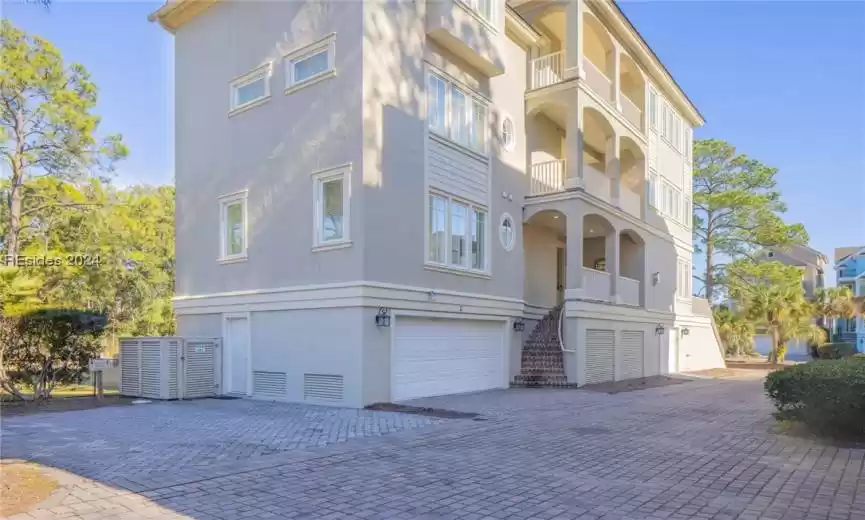 Hilton Head Island, South Carolina 29928, 7 Bedrooms Bedrooms, ,6 BathroomsBathrooms,Residential,For Sale,442158