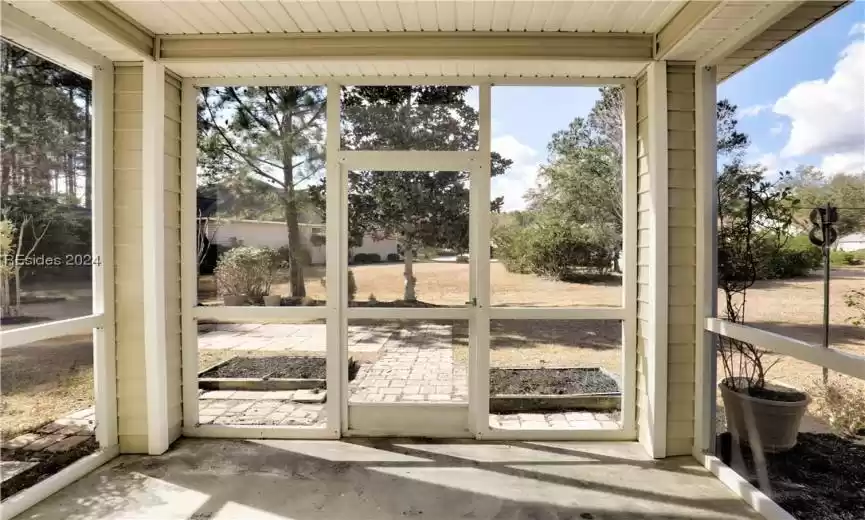 Bluffton, South Carolina 29909, 2 Bedrooms Bedrooms, ,2 BathroomsBathrooms,Residential,For Sale,442407