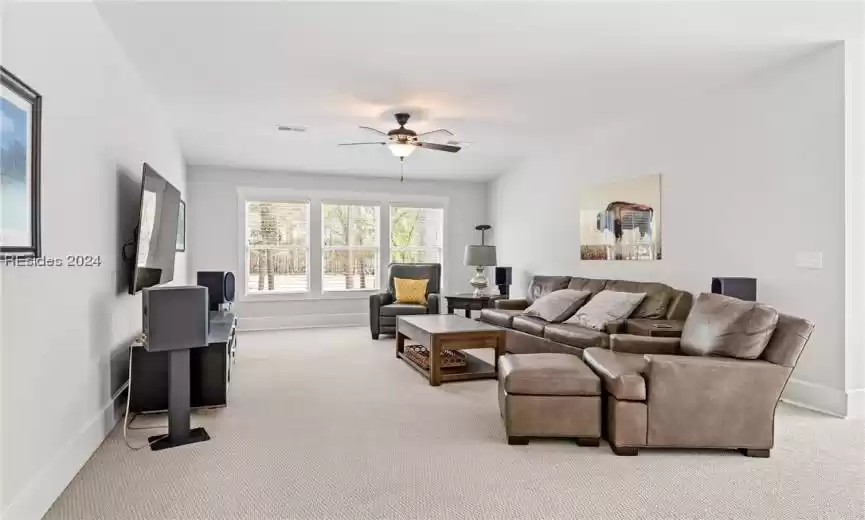 Bonus room with windows to give plenty of light