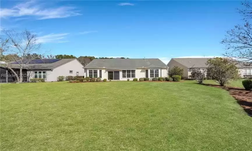 Bluffton, South Carolina 29909, 2 Bedrooms Bedrooms, ,2 BathroomsBathrooms,Residential,For Sale,442433
