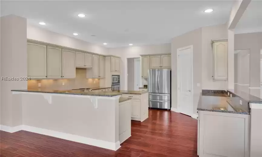 Bluffton, South Carolina 29910, 4 Bedrooms Bedrooms, ,4 BathroomsBathrooms,Residential,For Sale,442485