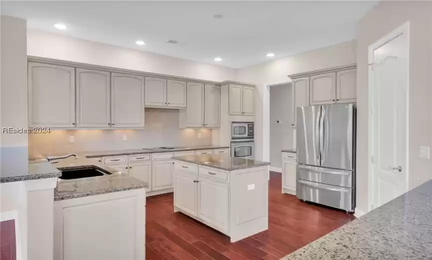 Bluffton, South Carolina 29910, 4 Bedrooms Bedrooms, ,4 BathroomsBathrooms,Residential,For Sale,442485