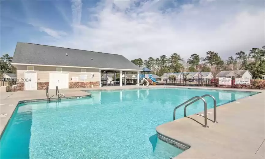 Community pool