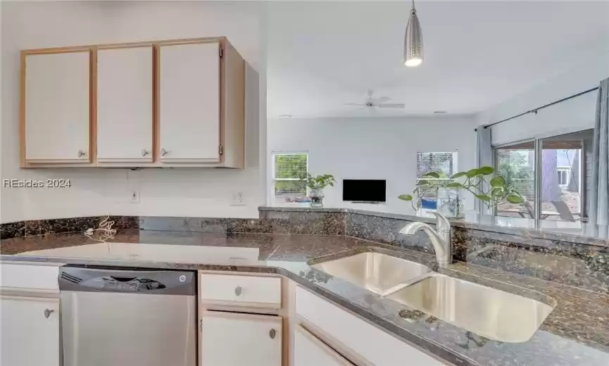 Bluffton, South Carolina 29909, 2 Bedrooms Bedrooms, ,2 BathroomsBathrooms,Residential,For Sale,442480
