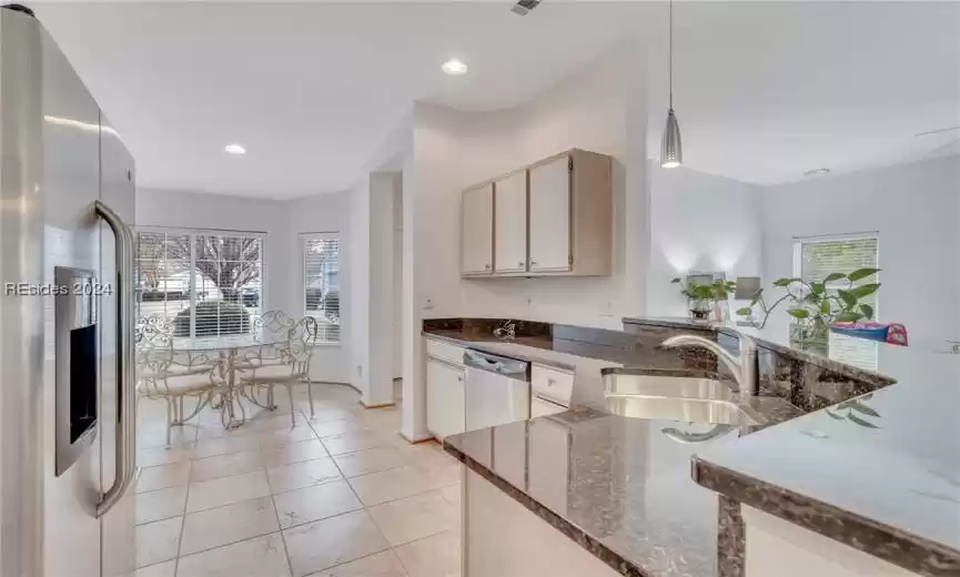 Bluffton, South Carolina 29909, 2 Bedrooms Bedrooms, ,2 BathroomsBathrooms,Residential,For Sale,442480