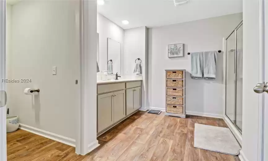 Bluffton, South Carolina 29909, 5 Bedrooms Bedrooms, ,3 BathroomsBathrooms,Residential,For Sale,442055