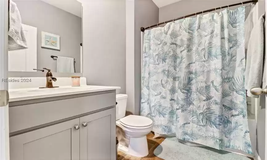 Bluffton, South Carolina 29909, 5 Bedrooms Bedrooms, ,3 BathroomsBathrooms,Residential,For Sale,442055