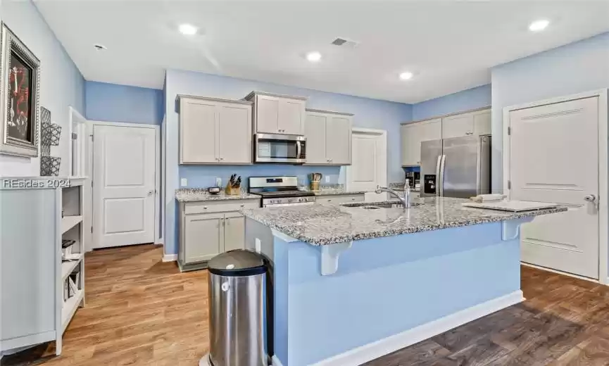 Bluffton, South Carolina 29909, 5 Bedrooms Bedrooms, ,3 BathroomsBathrooms,Residential,For Sale,442055