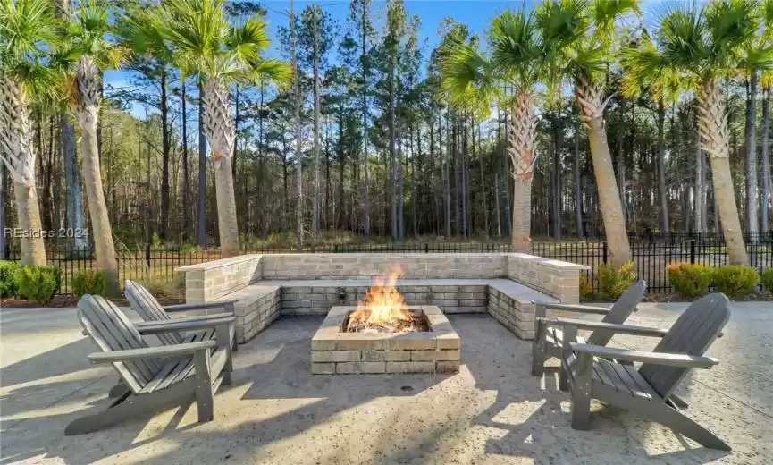 Bluffton, South Carolina 29909, 5 Bedrooms Bedrooms, ,3 BathroomsBathrooms,Residential,For Sale,442055