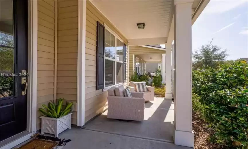 Beaufort, South Carolina 29907, 4 Bedrooms Bedrooms, ,3 BathroomsBathrooms,Residential,For Sale,441899