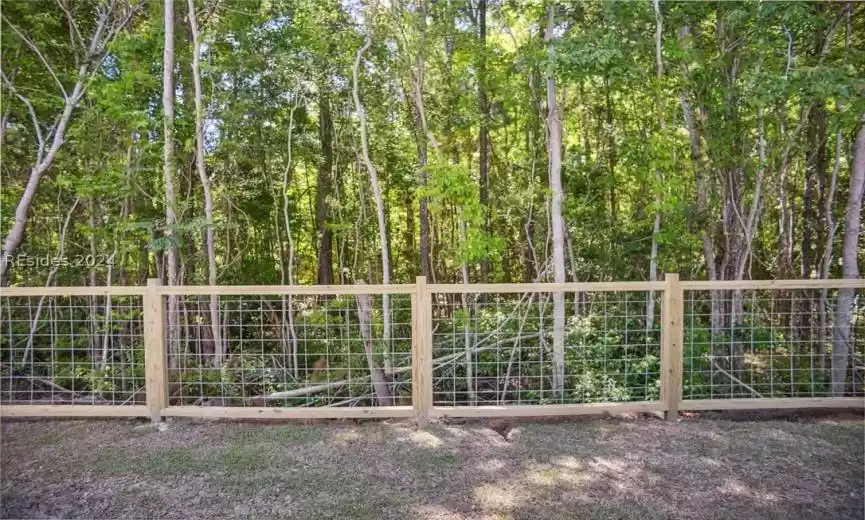 Beaufort, South Carolina 29906, 2 Bedrooms Bedrooms, ,2 BathroomsBathrooms,Residential,For Sale,442527
