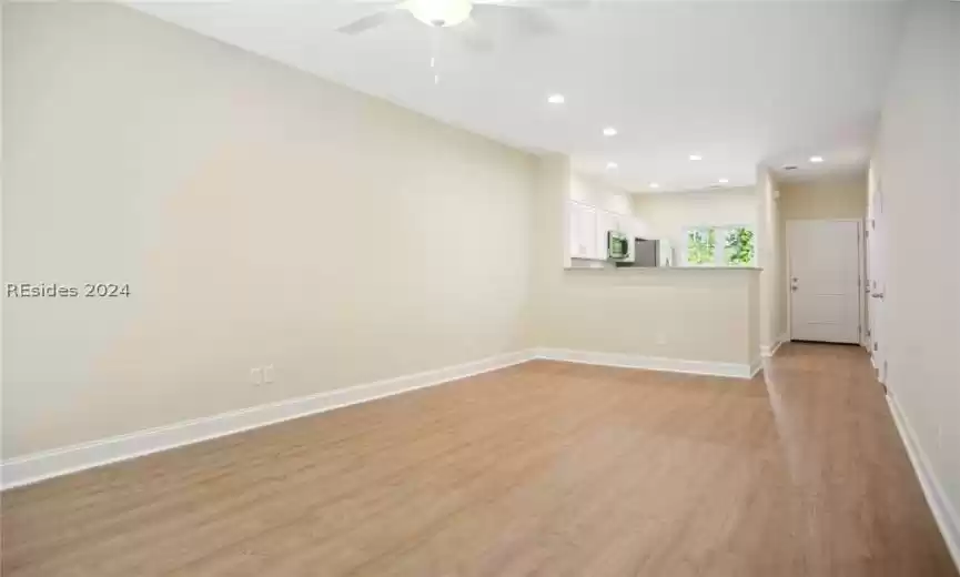 Beaufort, South Carolina 29906, 2 Bedrooms Bedrooms, ,2 BathroomsBathrooms,Residential,For Sale,442527