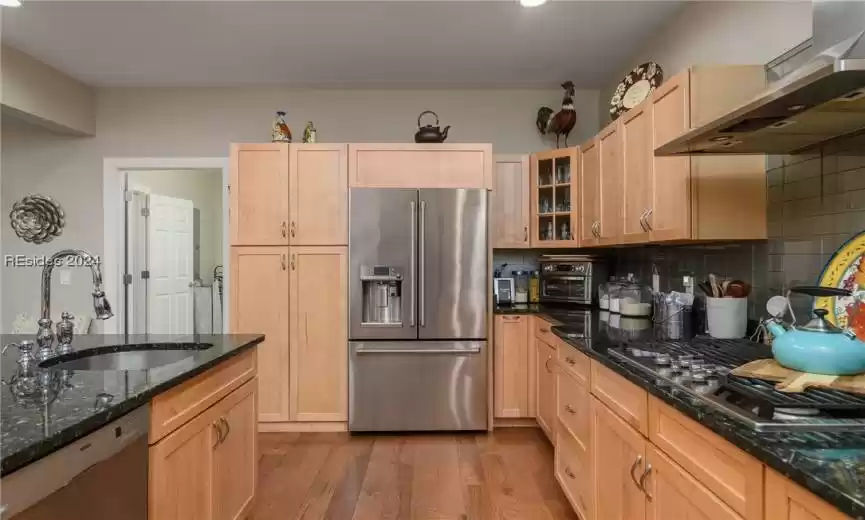 Bluffton, South Carolina 29910, 4 Bedrooms Bedrooms, ,4 BathroomsBathrooms,Residential,For Sale,442512