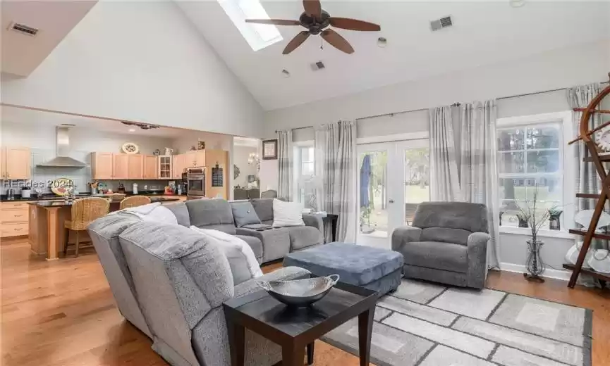 Bluffton, South Carolina 29910, 4 Bedrooms Bedrooms, ,4 BathroomsBathrooms,Residential,For Sale,442512