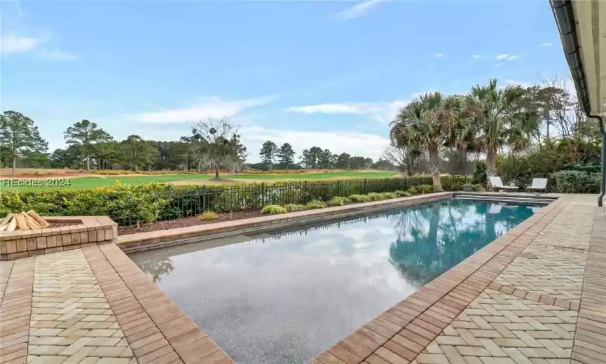Bluffton, South Carolina 29909, 5 Bedrooms Bedrooms, ,4 BathroomsBathrooms,Residential,For Sale,442540