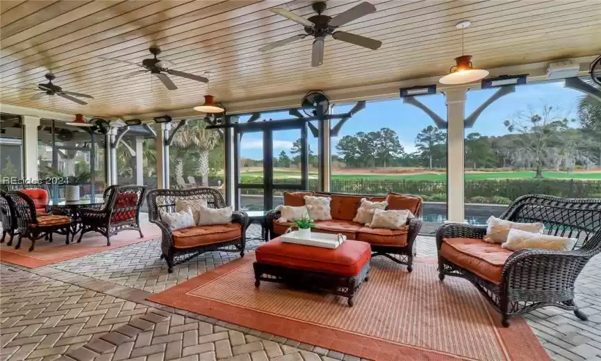 Bluffton, South Carolina 29909, 5 Bedrooms Bedrooms, ,4 BathroomsBathrooms,Residential,For Sale,442540
