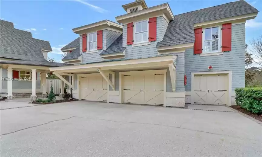 Bluffton, South Carolina 29909, 5 Bedrooms Bedrooms, ,4 BathroomsBathrooms,Residential,For Sale,442540