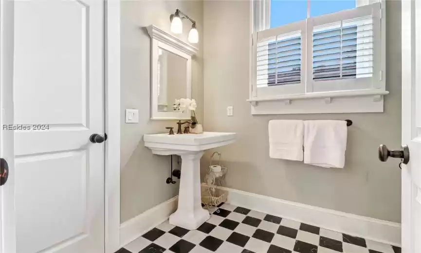 Bluffton, South Carolina 29909, 5 Bedrooms Bedrooms, ,4 BathroomsBathrooms,Residential,For Sale,442540