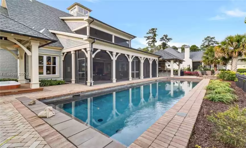 Bluffton, South Carolina 29909, 5 Bedrooms Bedrooms, ,4 BathroomsBathrooms,Residential,For Sale,442540