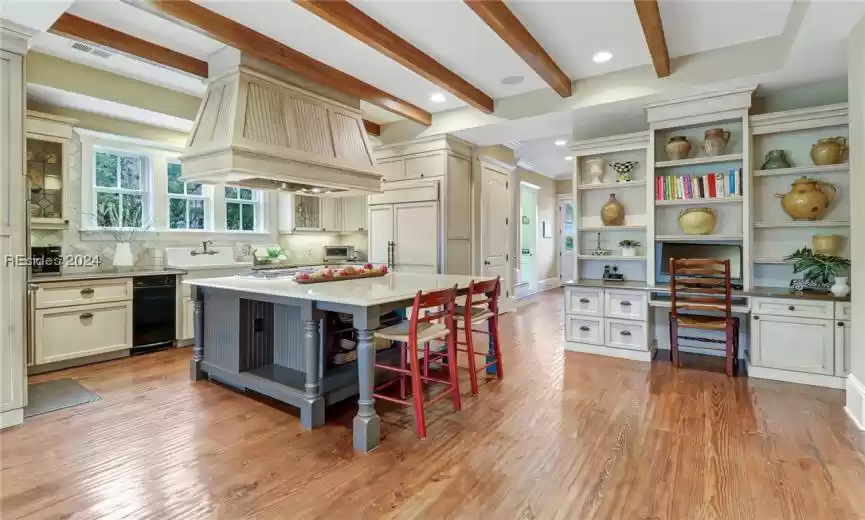 Bluffton, South Carolina 29909, 5 Bedrooms Bedrooms, ,4 BathroomsBathrooms,Residential,For Sale,442540