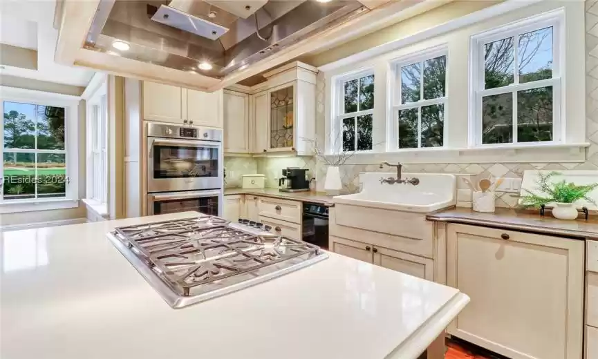 Bluffton, South Carolina 29909, 5 Bedrooms Bedrooms, ,4 BathroomsBathrooms,Residential,For Sale,442540