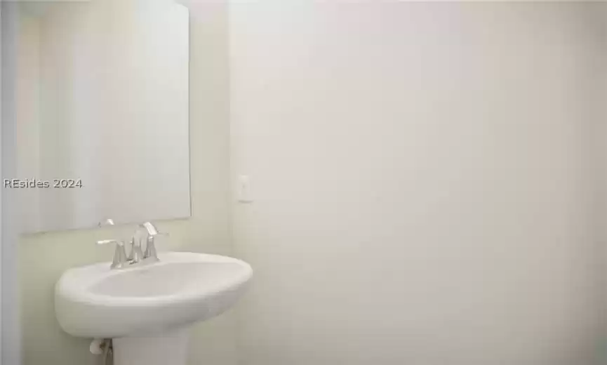 Beaufort, South Carolina 29906, 2 Bedrooms Bedrooms, ,2 BathroomsBathrooms,Residential,For Sale,442520