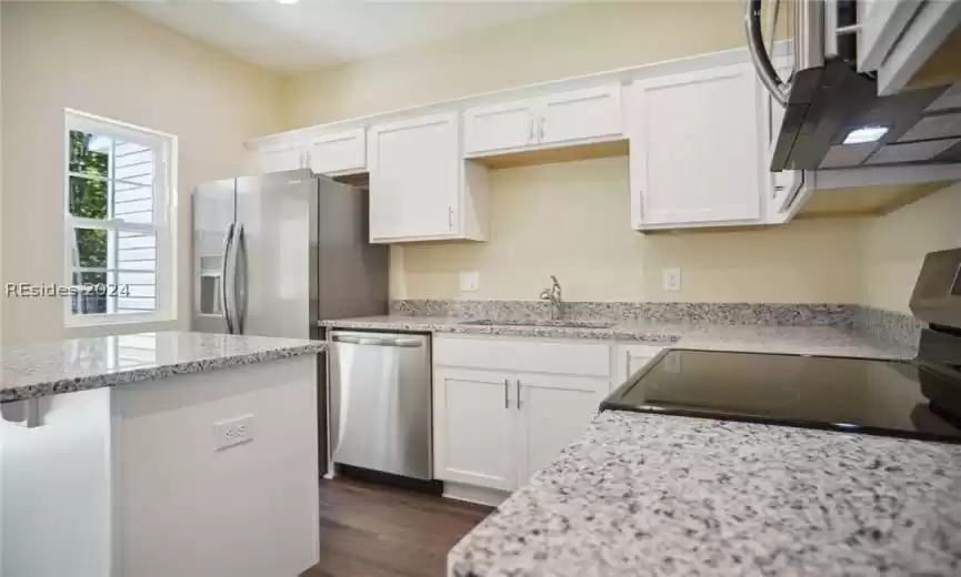 Beaufort, South Carolina 29906, 2 Bedrooms Bedrooms, ,2 BathroomsBathrooms,Residential,For Sale,442520