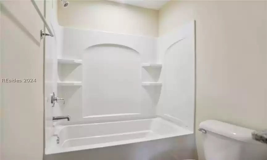 Beaufort, South Carolina 29906, 2 Bedrooms Bedrooms, ,2 BathroomsBathrooms,Residential,For Sale,442520