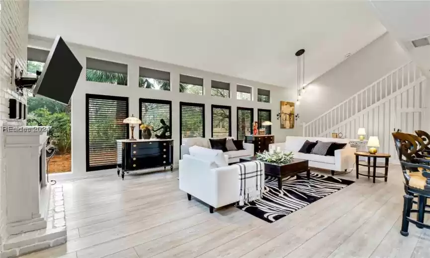 Hilton Head Island, South Carolina 29926, 3 Bedrooms Bedrooms, ,2 BathroomsBathrooms,Residential,For Sale,442314