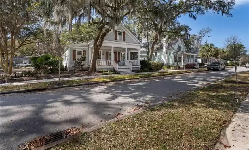 Beaufort, South Carolina 29906, 4 Bedrooms Bedrooms, ,3 BathroomsBathrooms,Residential,For Sale,442522