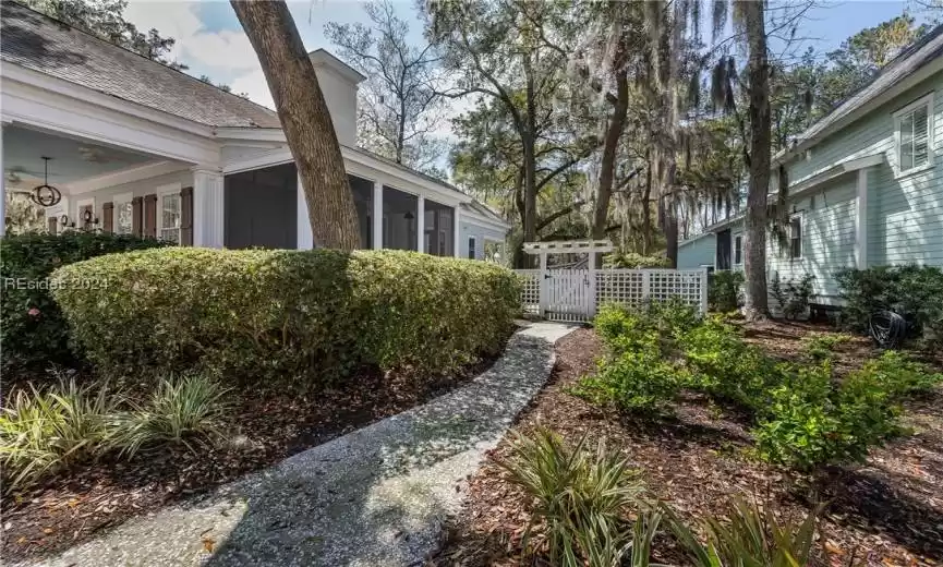 Beaufort, South Carolina 29906, 4 Bedrooms Bedrooms, ,3 BathroomsBathrooms,Residential,For Sale,442522