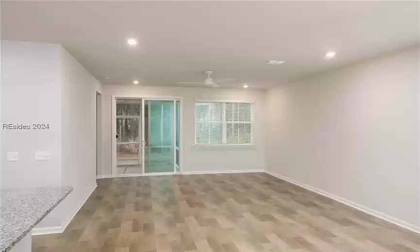 Second bathroom
