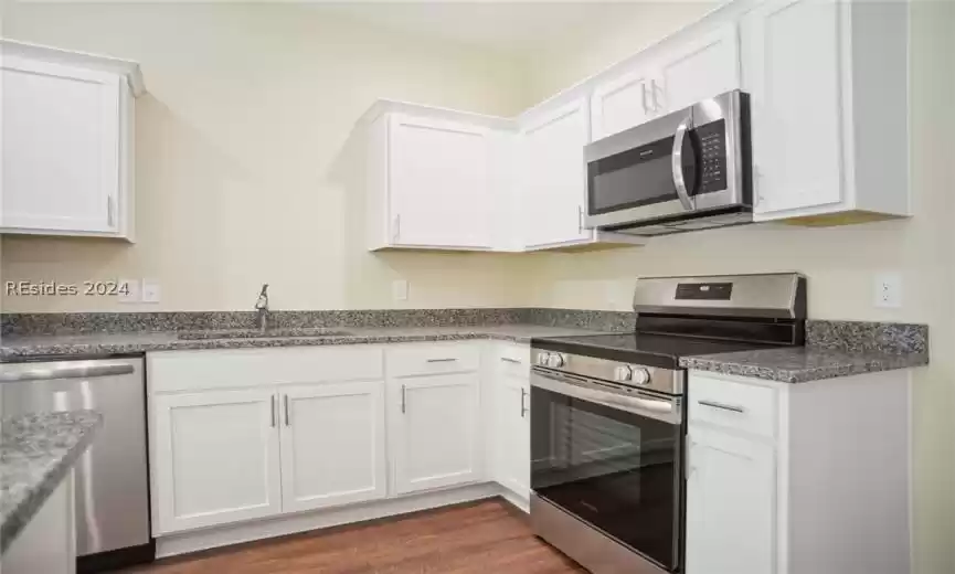 Beaufort, South Carolina 29906, 3 Bedrooms Bedrooms, ,2 BathroomsBathrooms,Residential,For Sale,442619